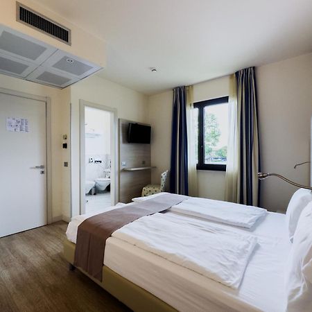 Hotel Arena Sirmione Eksteriør billede