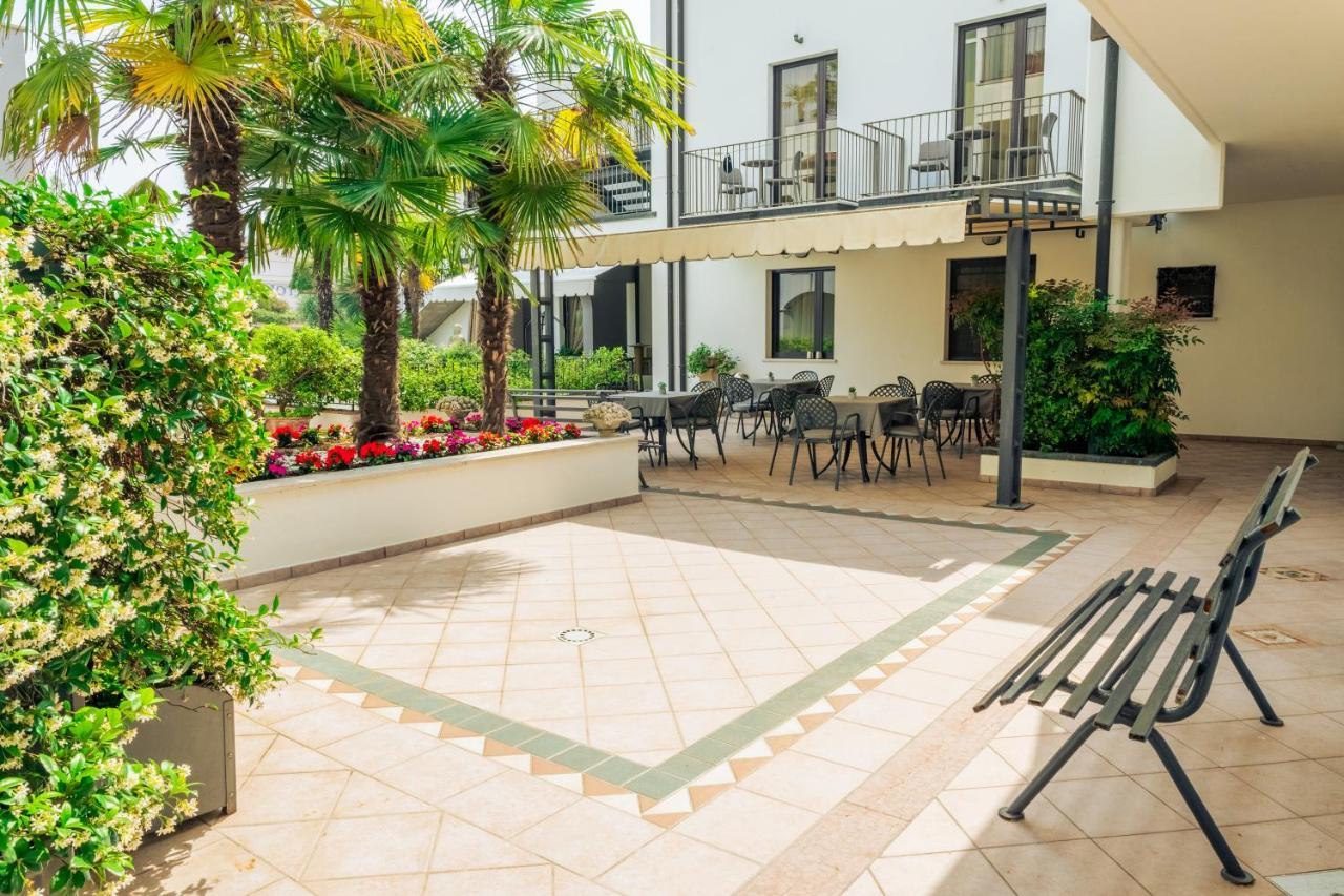 Hotel Arena Sirmione Eksteriør billede