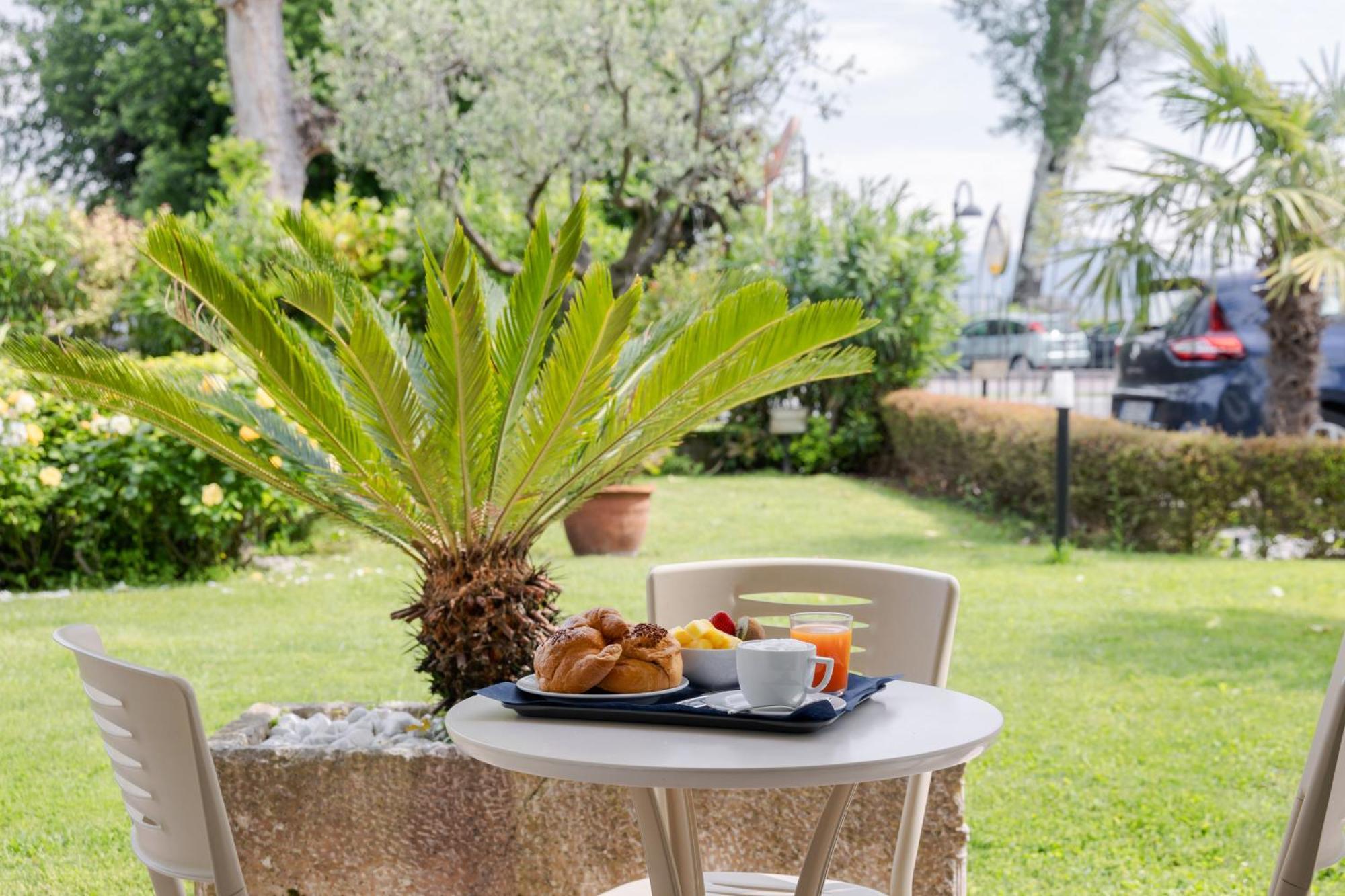 Hotel Arena Sirmione Eksteriør billede