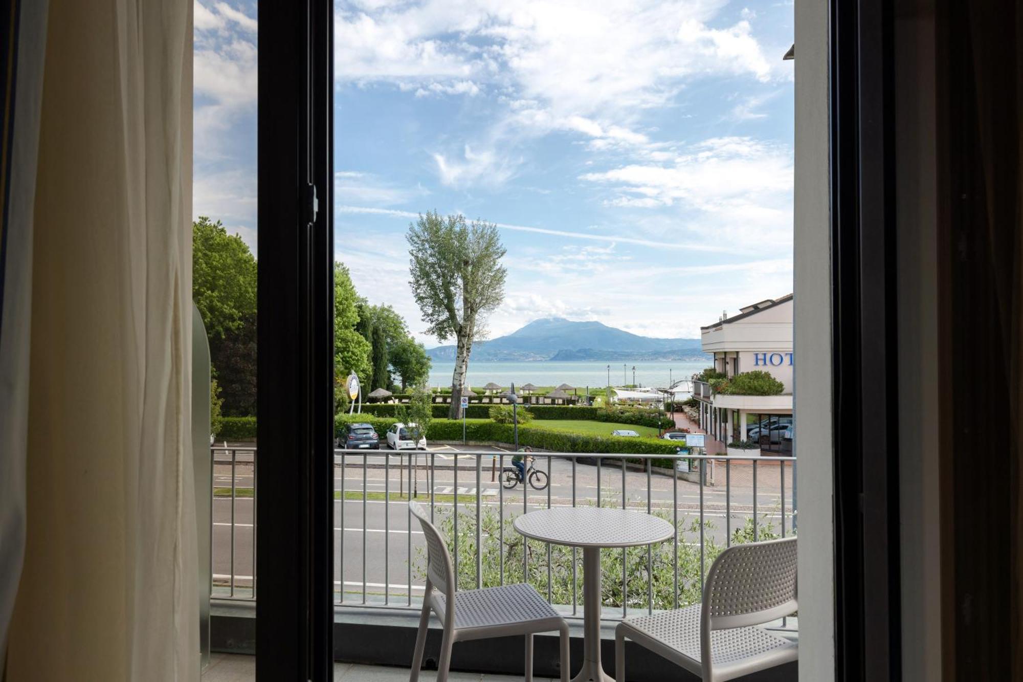 Hotel Arena Sirmione Eksteriør billede