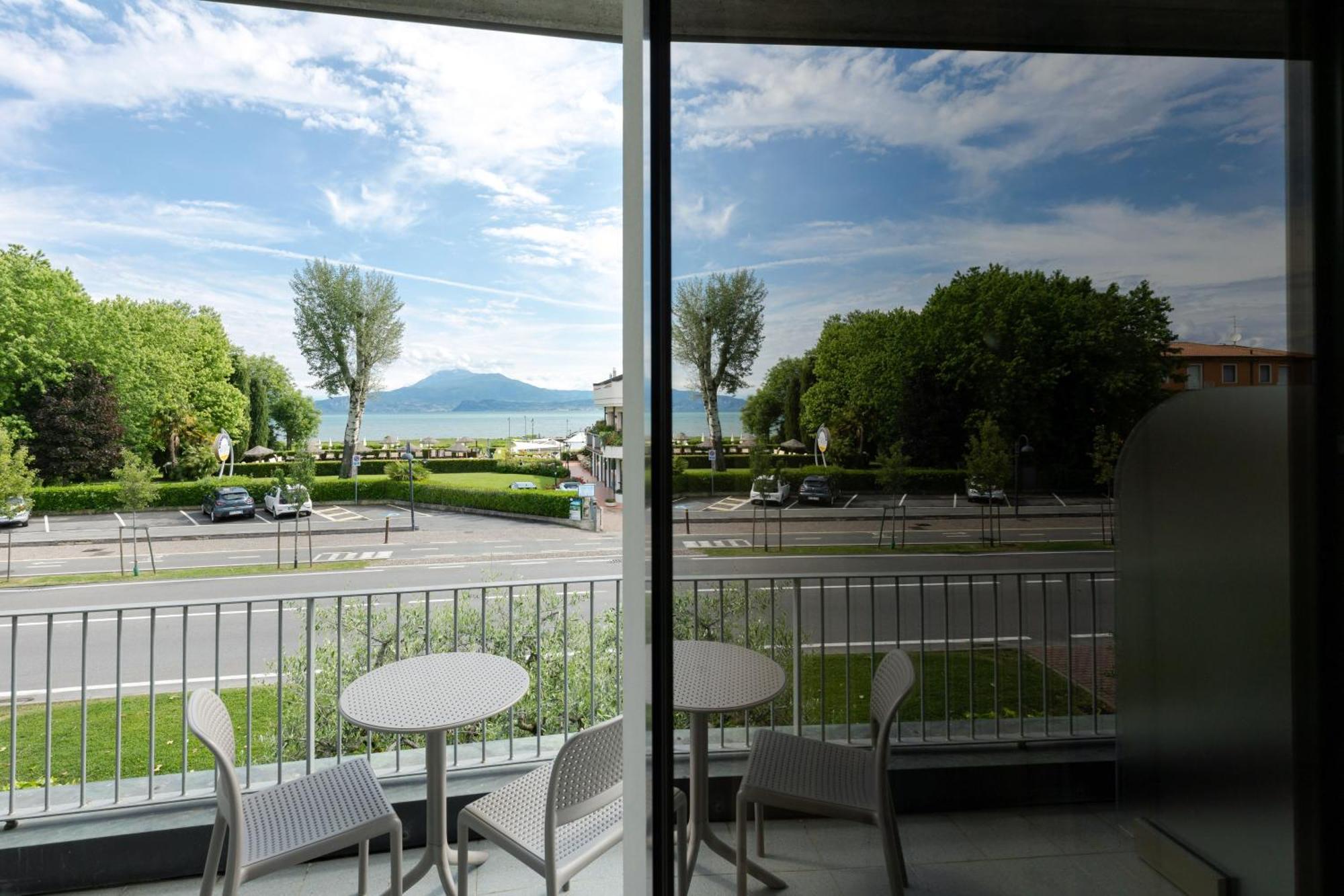 Hotel Arena Sirmione Eksteriør billede